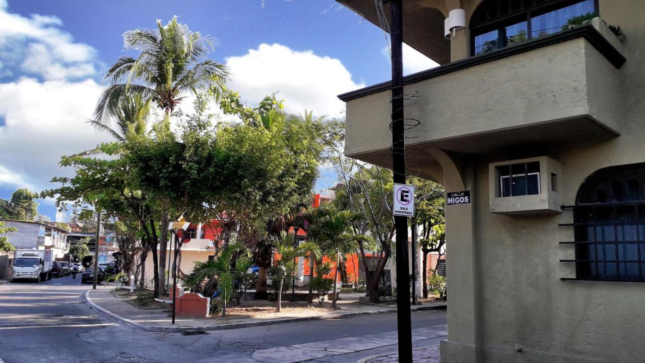 Solimar Inn Suites Zihuatanejo Exterior foto
