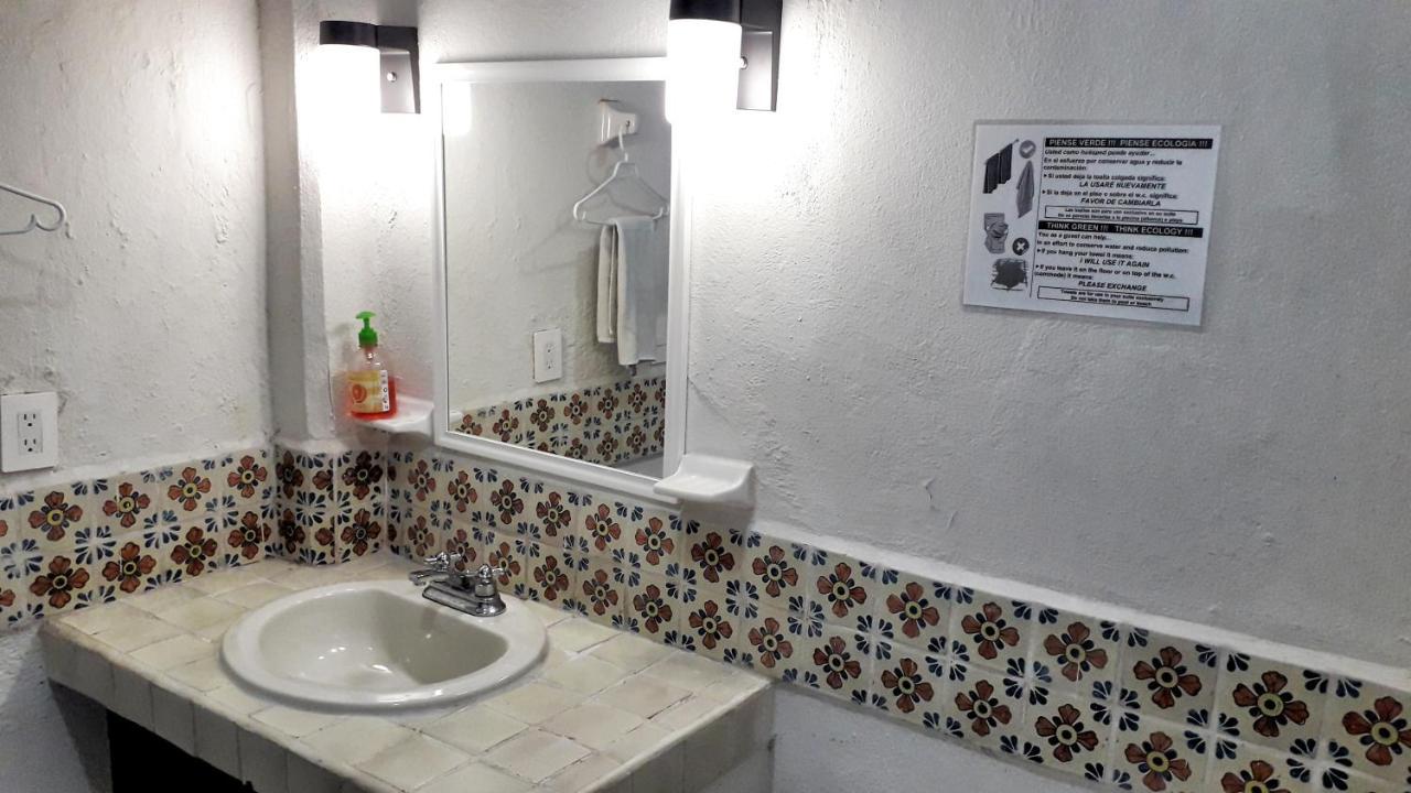Solimar Inn Suites Zihuatanejo Exterior foto