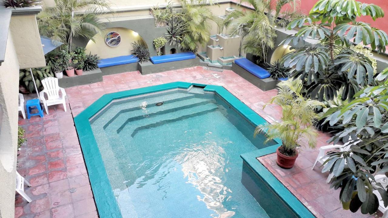 Solimar Inn Suites Zihuatanejo Exterior foto